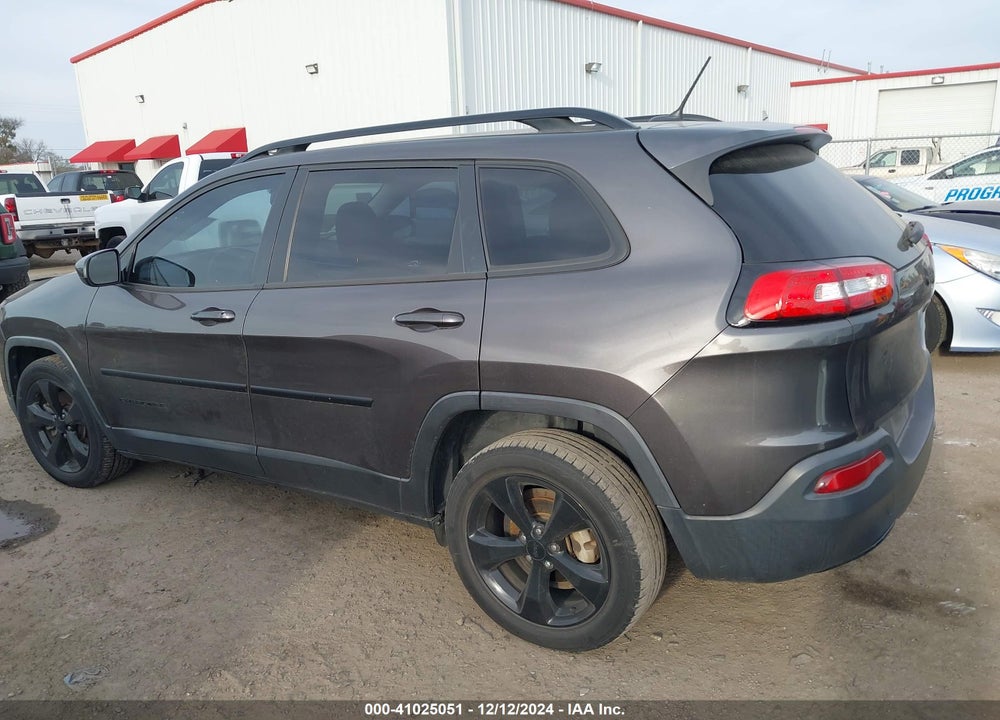 2018 JEEP CHEROKEE LATITUDE FWD VIN: 1C4PJLCB9JD510898