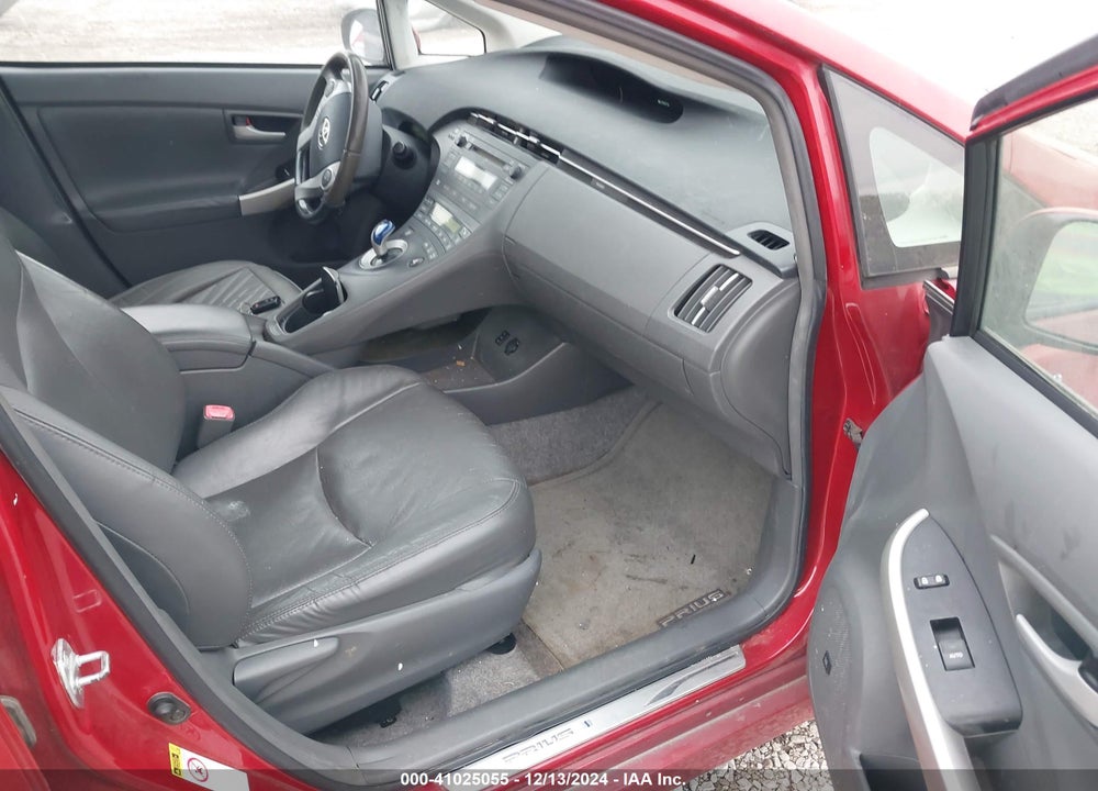 2011 TOYOTA PRIUS VIN: JTDKN3DU6B0260446