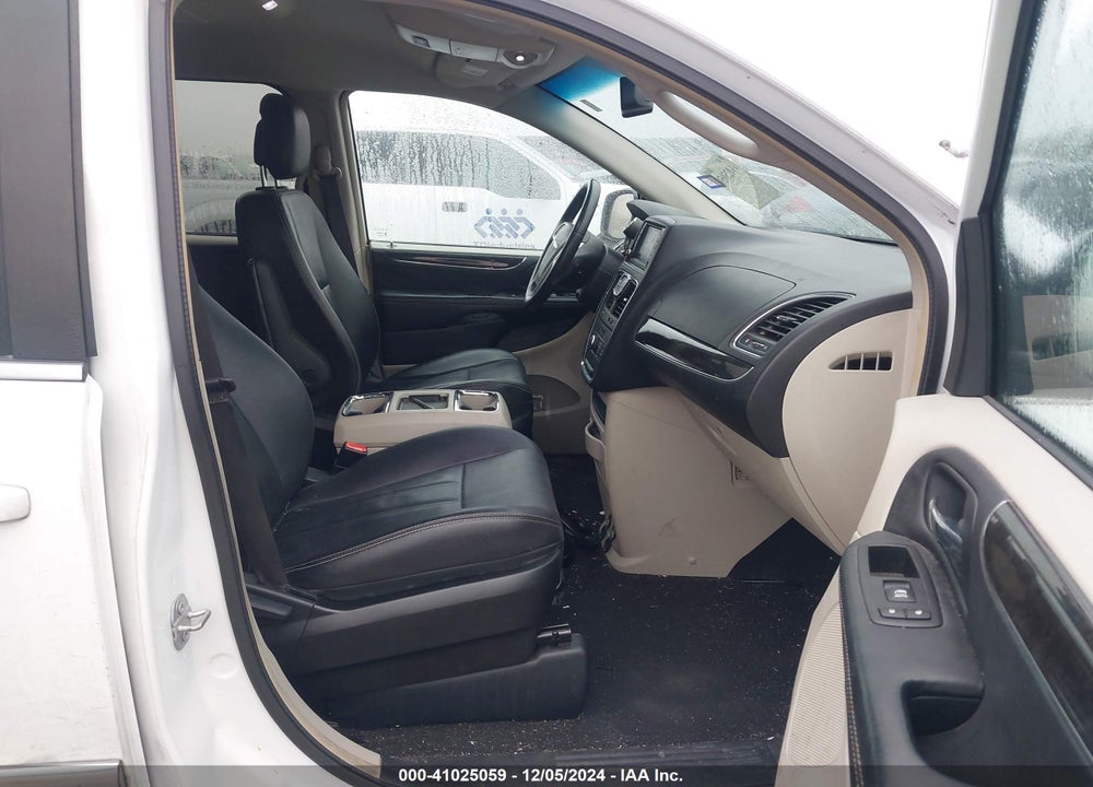 2016 CHRYSLER TOWN & COUNTRY TOURING VIN: 2C4RC1BG5GR291139