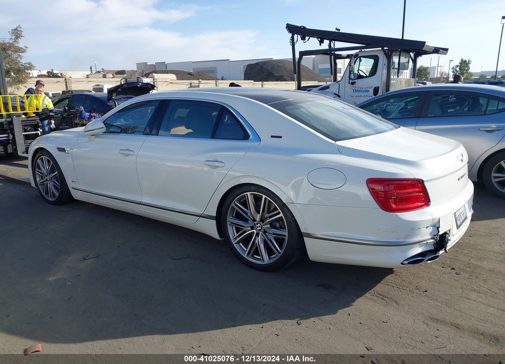 2022 BENTLEY FLYING SPUR HYBRID VIN: SCBBR6ZG5NC096248