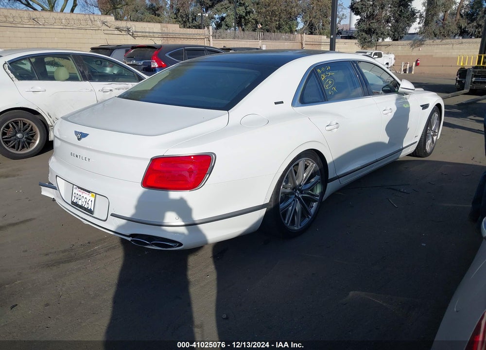 2022 BENTLEY FLYING SPUR HYBRID VIN: SCBBR6ZG5NC096248