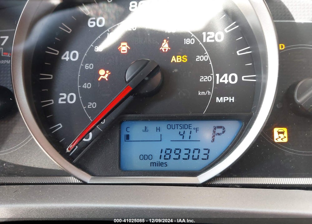 2015 TOYOTA RAV4 LE VIN: 2T3BFREV5FW337638