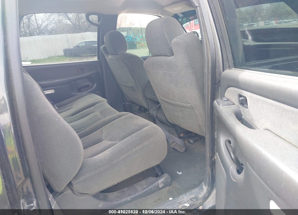 2003 CHEVROLET SILVERADO 2500HD VIN: 1GCHK23123F121689