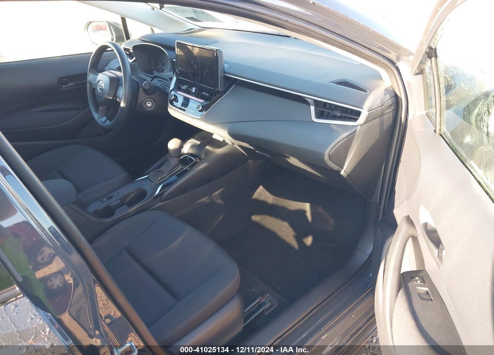 2024 TOYOTA COROLLA LE VIN: 5YFB4MDE1RP172194