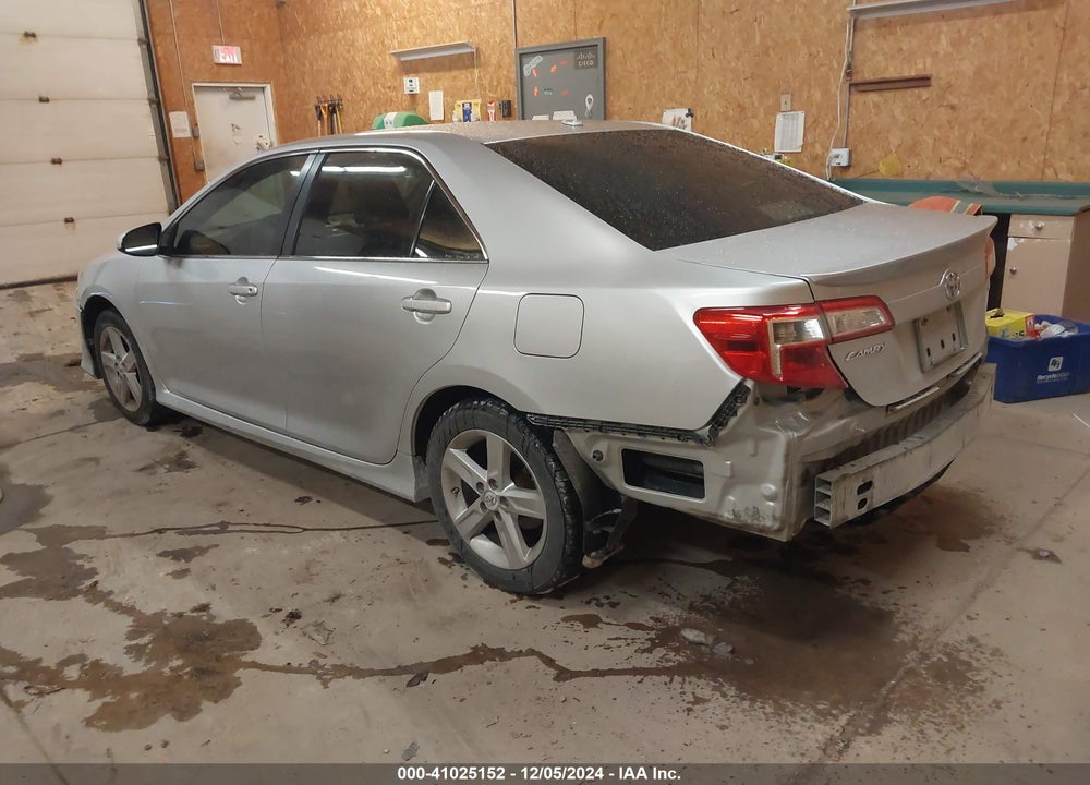 2012 TOYOTA CAMRY SE VIN: 4T1BF1FK9CU010606