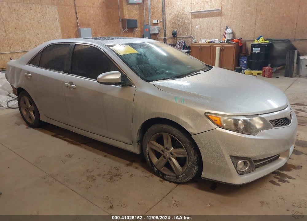 2012 TOYOTA CAMRY SE VIN: 4T1BF1FK9CU010606