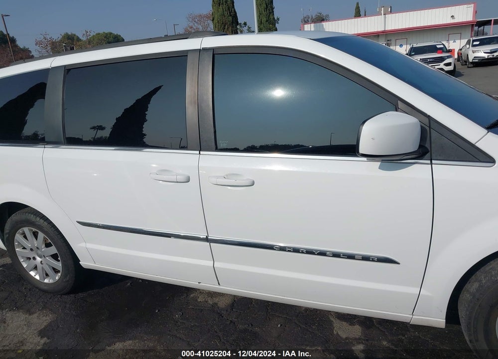 2015 CHRYSLER TOWN & COUNTRY TOURING VIN: 2C4RC1BG2FR716184