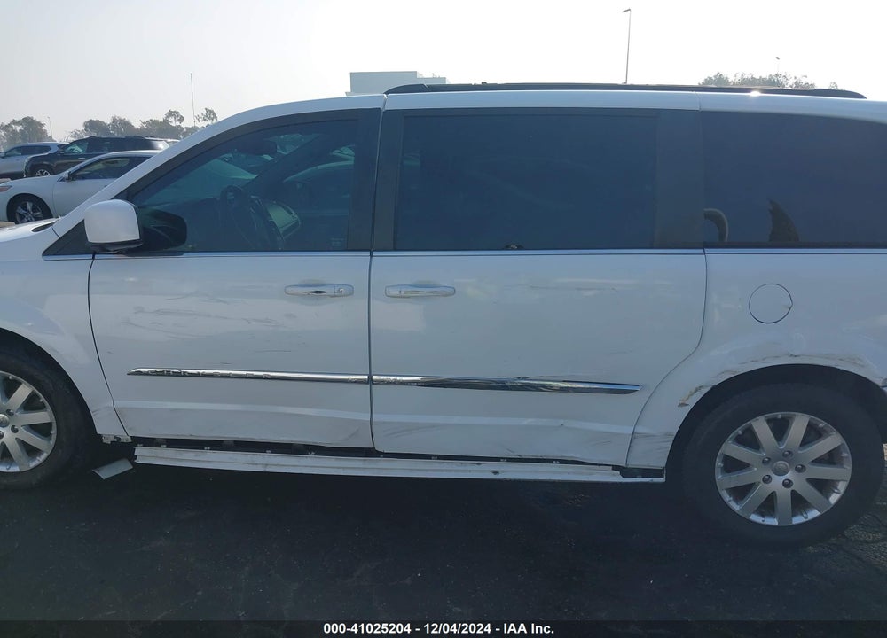 2015 CHRYSLER TOWN & COUNTRY TOURING VIN: 2C4RC1BG2FR716184