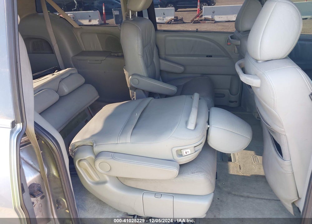 2007 HONDA ODYSSEY EX-L VIN: 5FNRL38707B093938