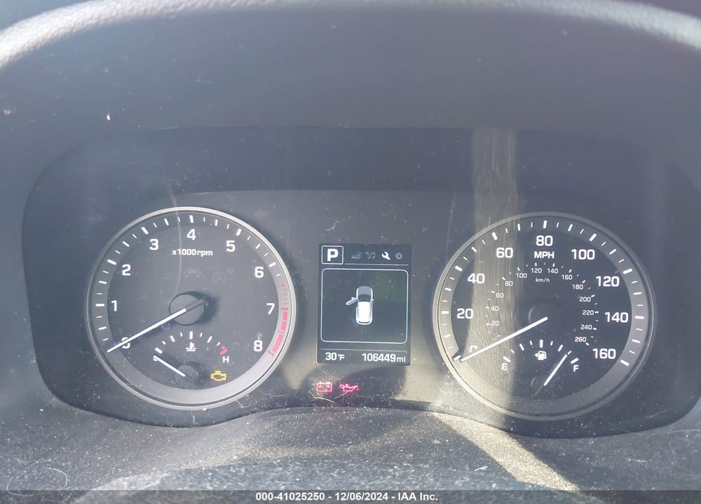 2016 HYUNDAI TUCSON VIN: KM8J33A40GU118255