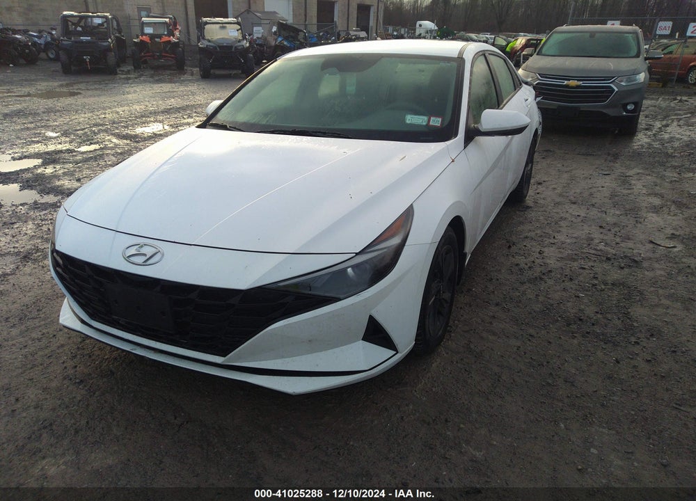 2022 HYUNDAI ELANTRA SEL VIN: 5NPLM4AG0NH063856