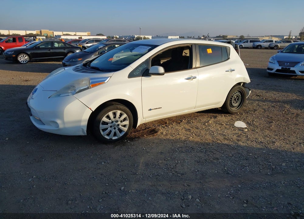 2016 NISSAN LEAF S VIN: 1N4AZ0CP3GC304585