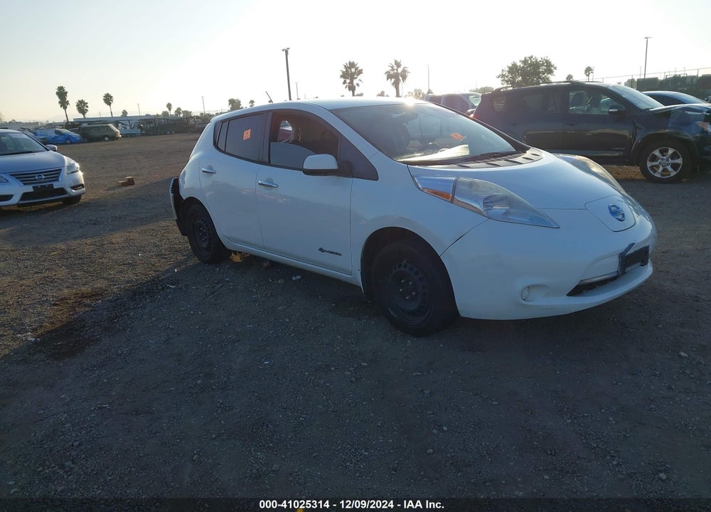 2016 NISSAN LEAF S VIN: 1N4AZ0CP3GC304585