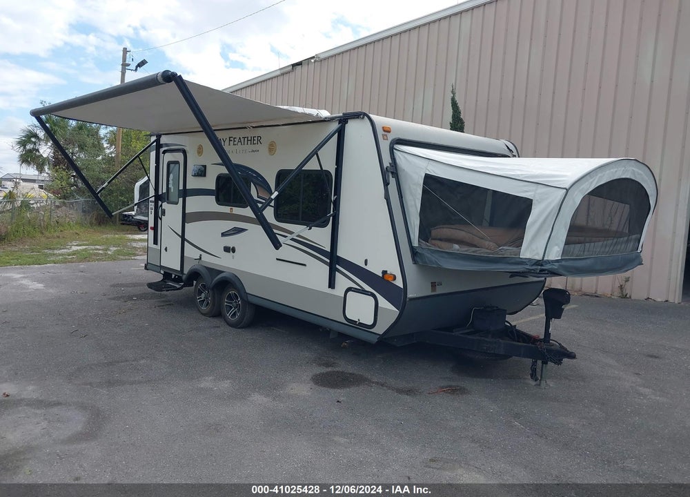 2015 OTHER JAYCO VIN: 10JBJHBJ6E1JH0095