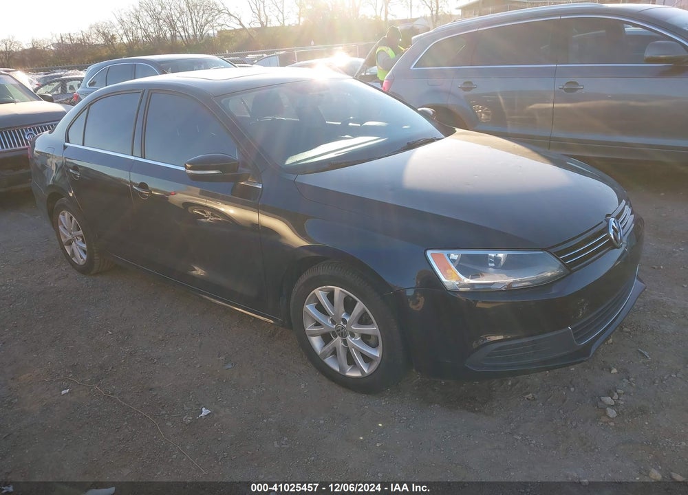 2014 VOLKSWAGEN JETTA 1.8T SE VIN: 3VWD17AJ4EM390276