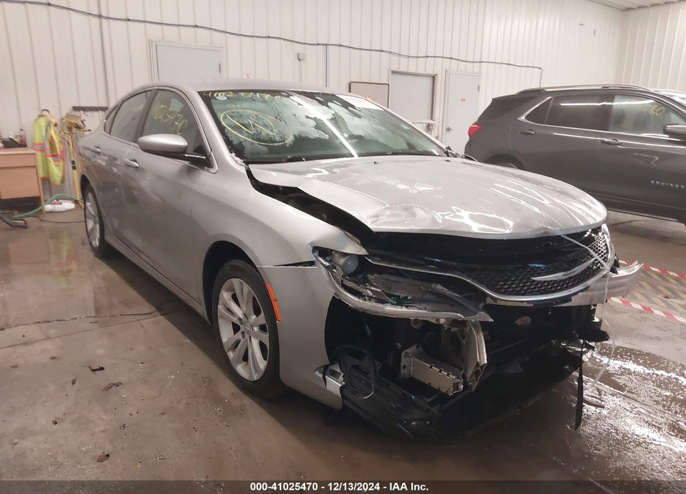 2015 CHRYSLER 200 LIMITED VIN: 1C3CCCABXFN602961