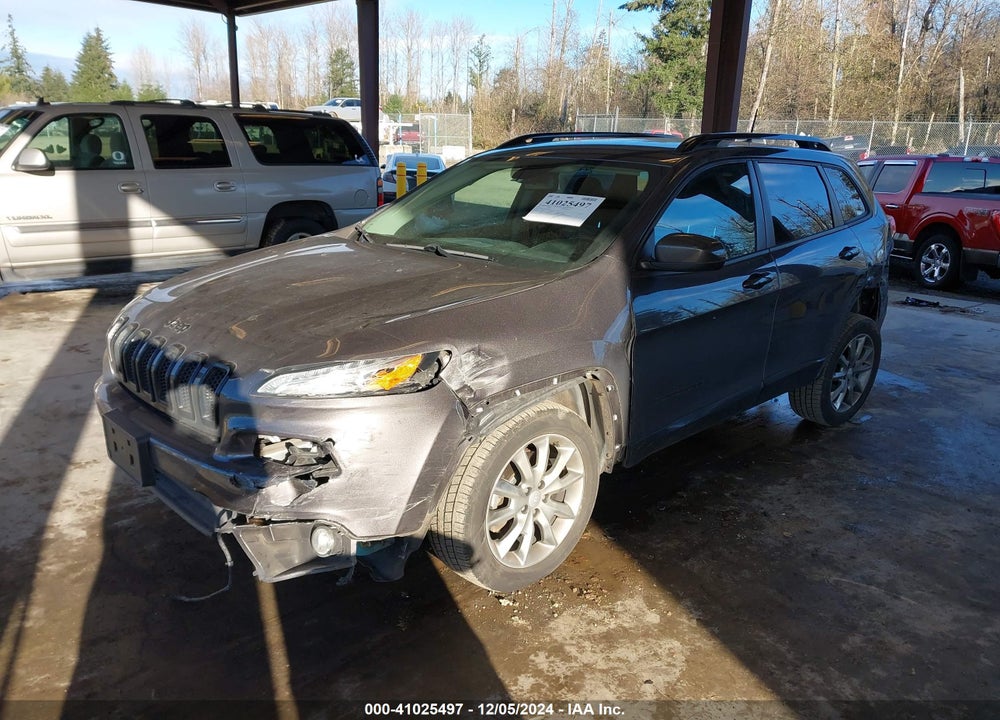 2018 JEEP CHEROKEE LATITUDE TECH CONNECT FWD VIN: 1C4PJLCB1JD589032