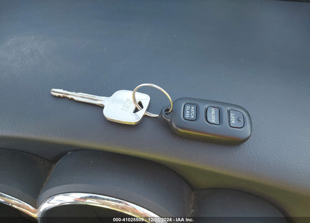 2007 PONTIAC VIBE VIN: 5Y2SL65857Z419842