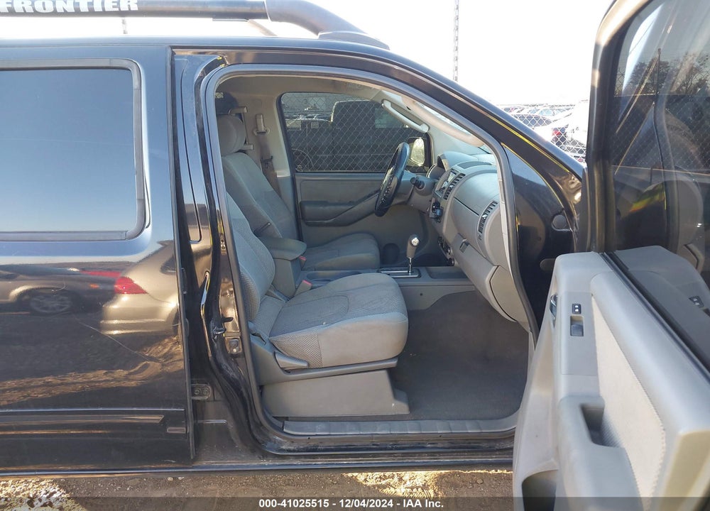 2007 NISSAN FRONTIER LE VIN: 1N6AD07W87C455509