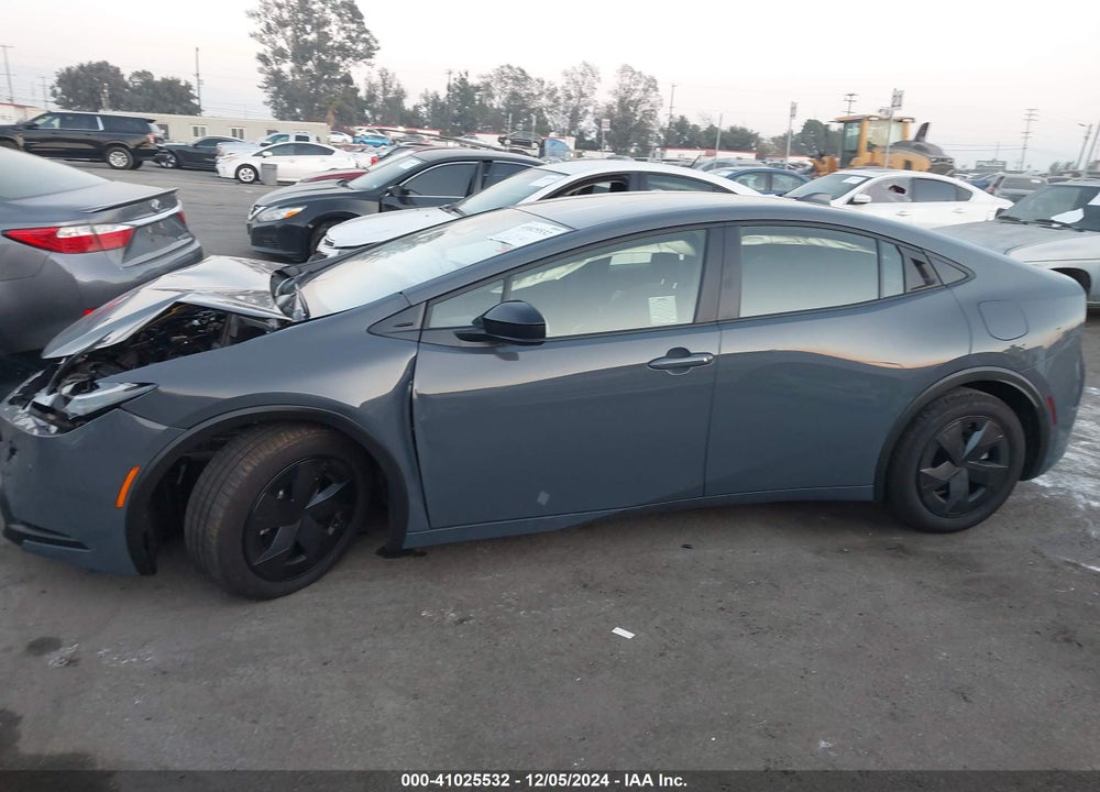2024 TOYOTA PRIUS LE VIN: JTDACAAU3R3032732
