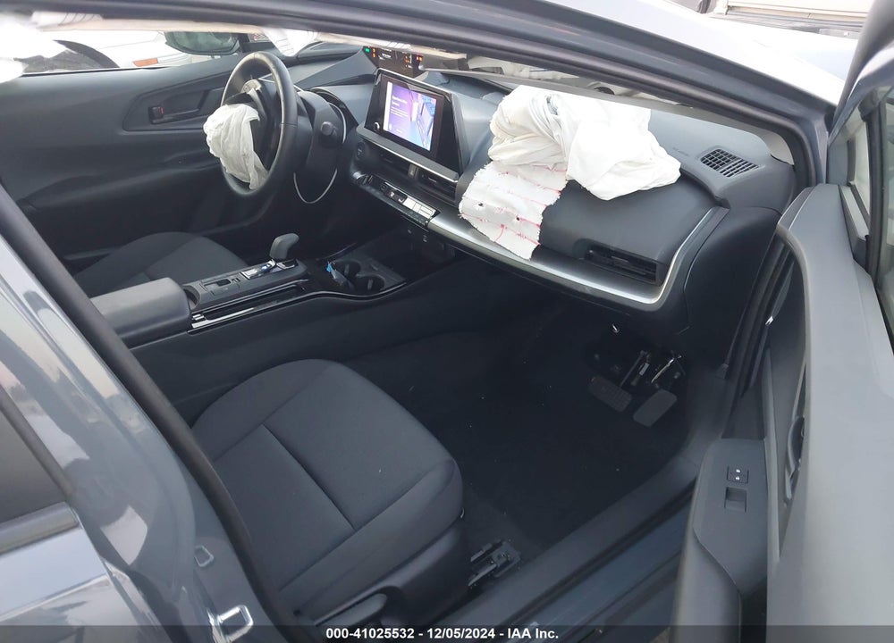 2024 TOYOTA PRIUS LE VIN: JTDACAAU3R3032732