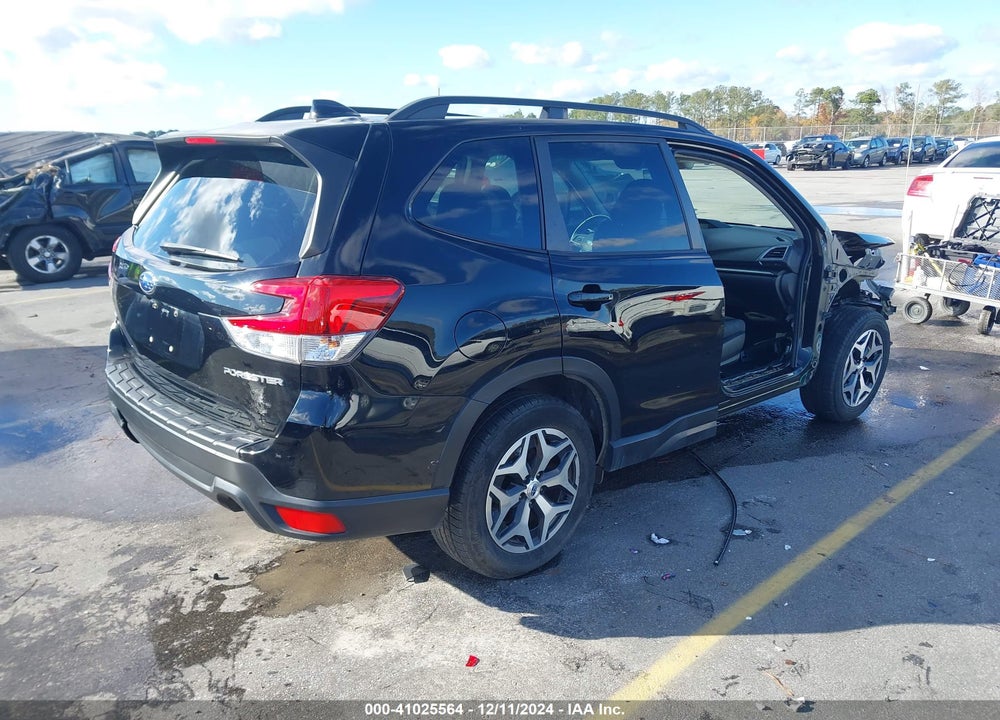 2021 SUBARU FORESTER PREMIUM VIN: JF2SKAJC4MH532863