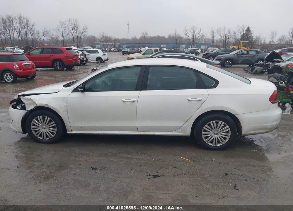 2014 VOLKSWAGEN PASSAT 1.8T S VIN: 1VWAT7A37EC043329