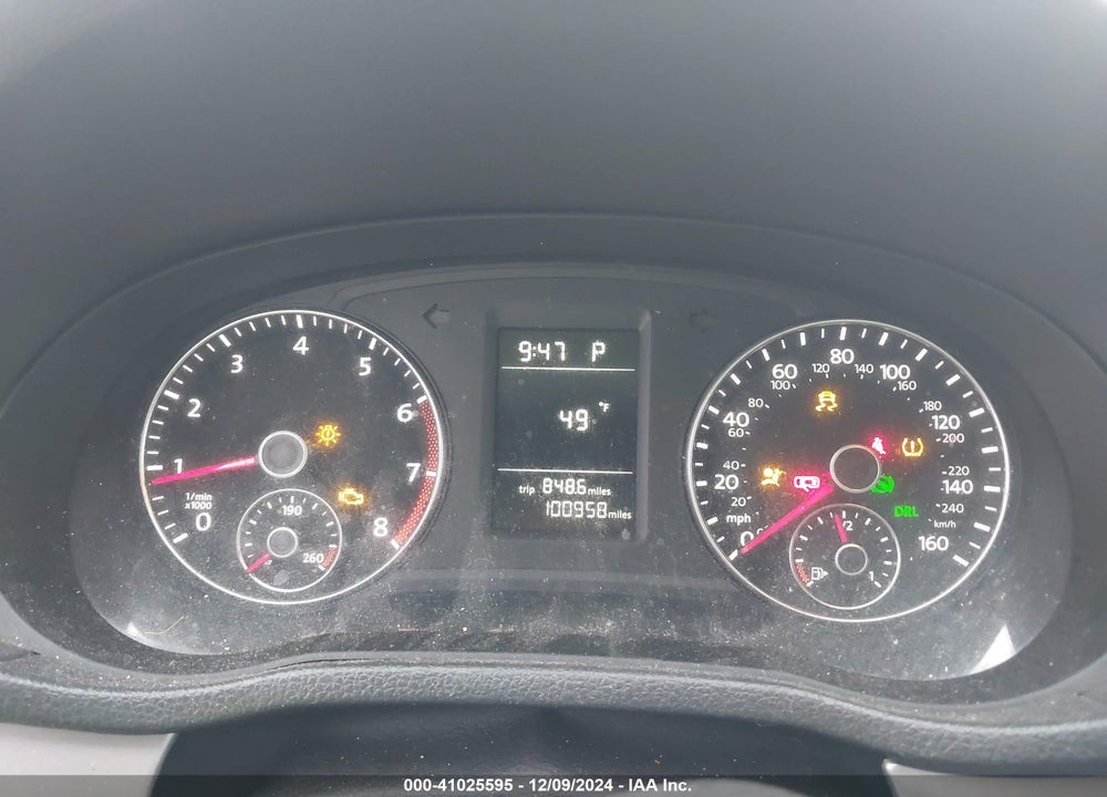 2014 VOLKSWAGEN PASSAT 1.8T S VIN: 1VWAT7A37EC043329
