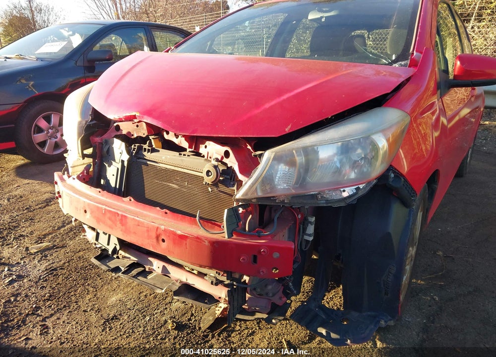 2013 TOYOTA YARIS SE VIN: JTDKTUD32DD572312