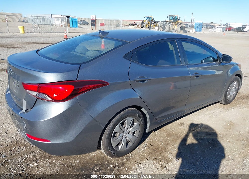 2016 HYUNDAI ELANTRA SE VIN: KMHDH4AE3GU622165