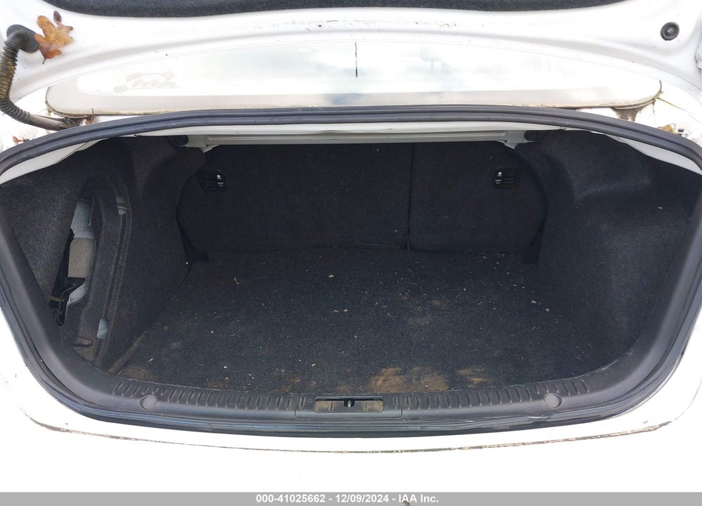 2006 MAZDA 3 S VIN: JM1BK323361442060