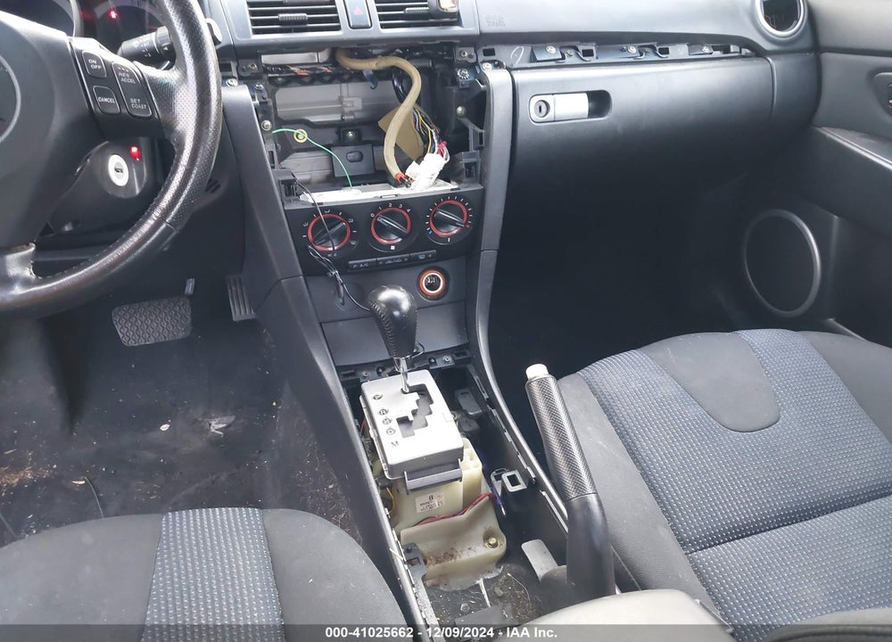 2006 MAZDA 3 S VIN: JM1BK323361442060