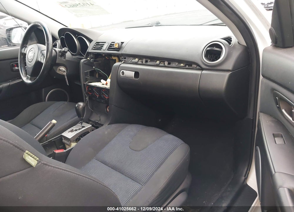 2006 MAZDA 3 S VIN: JM1BK323361442060