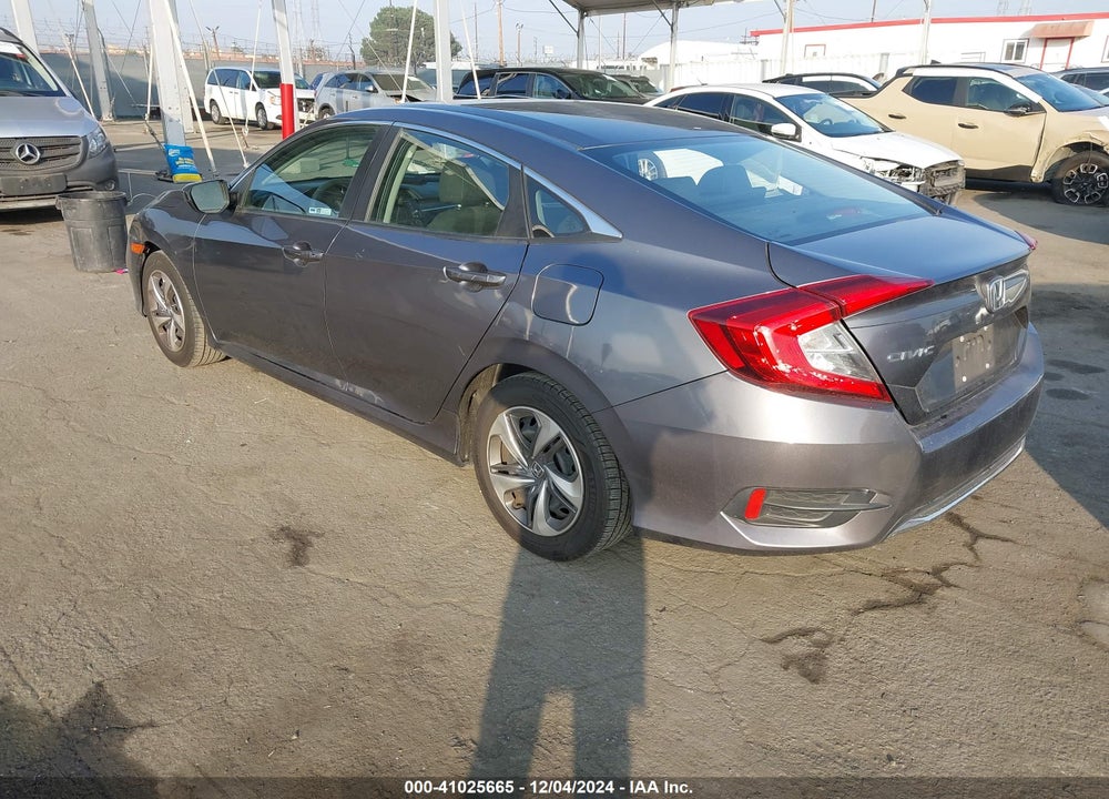 2020 HONDA CIVIC LX VIN: 2HGFC2F63LH587711