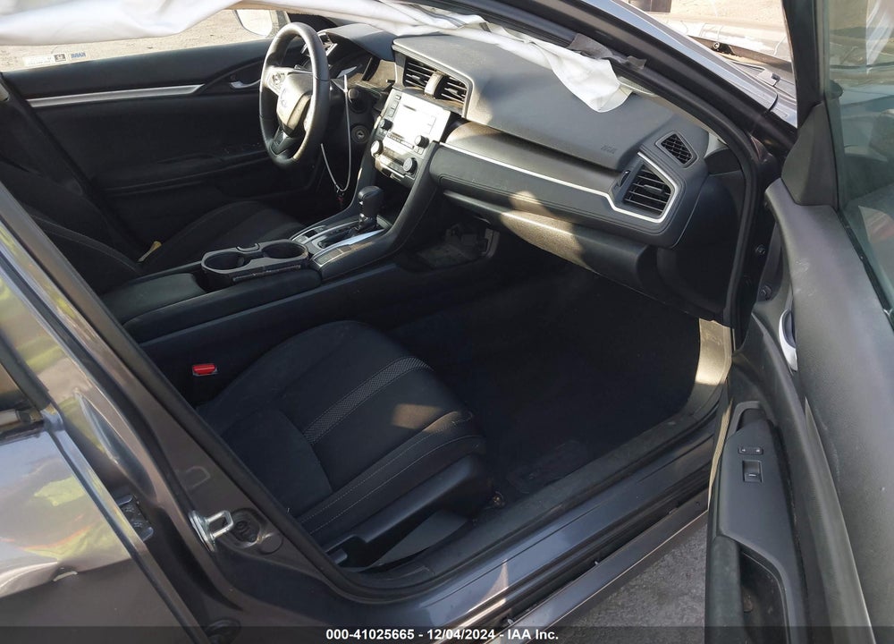 2020 HONDA CIVIC LX VIN: 2HGFC2F63LH587711
