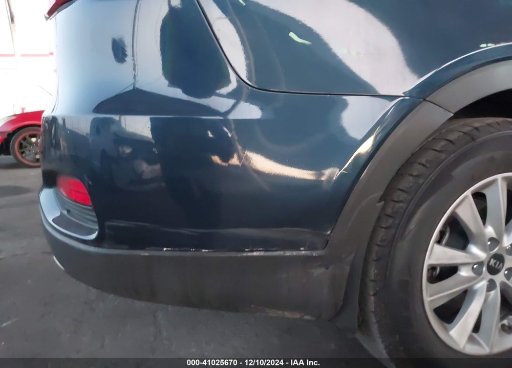 2019 KIA SORENTO 2.4L LX VIN: 5XYPGDA3XKG545291