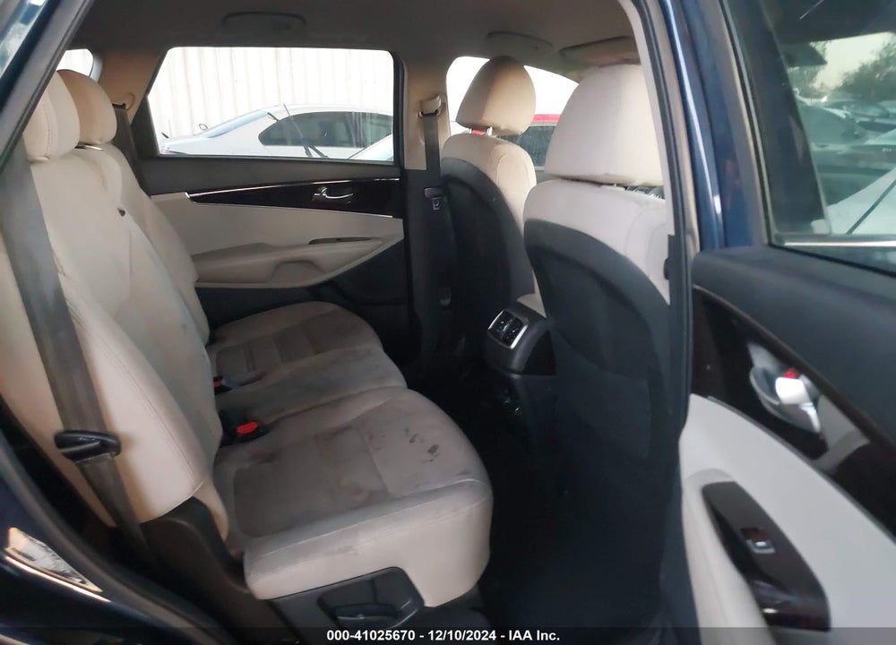2019 KIA SORENTO 2.4L LX VIN: 5XYPGDA3XKG545291