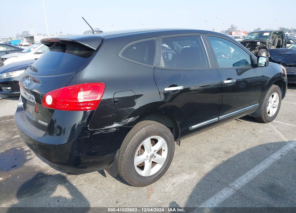 2013 NISSAN ROGUE S VIN: JN8AS5MT1DW026646