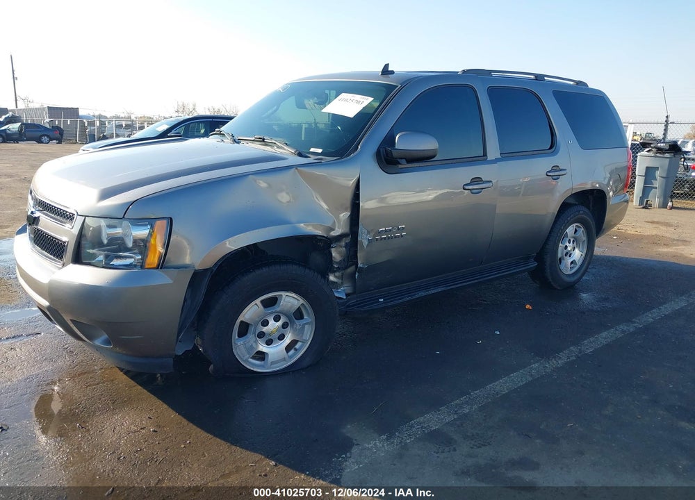 2008 CHEVROLET TAHOE LT VIN: 1GNFC13008R123220