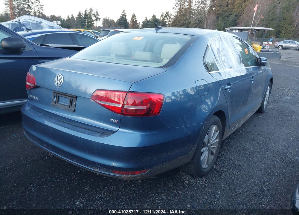 2015 VOLKSWAGEN JETTA 1.8T SE VIN: 3VWD17AJ1FM295627