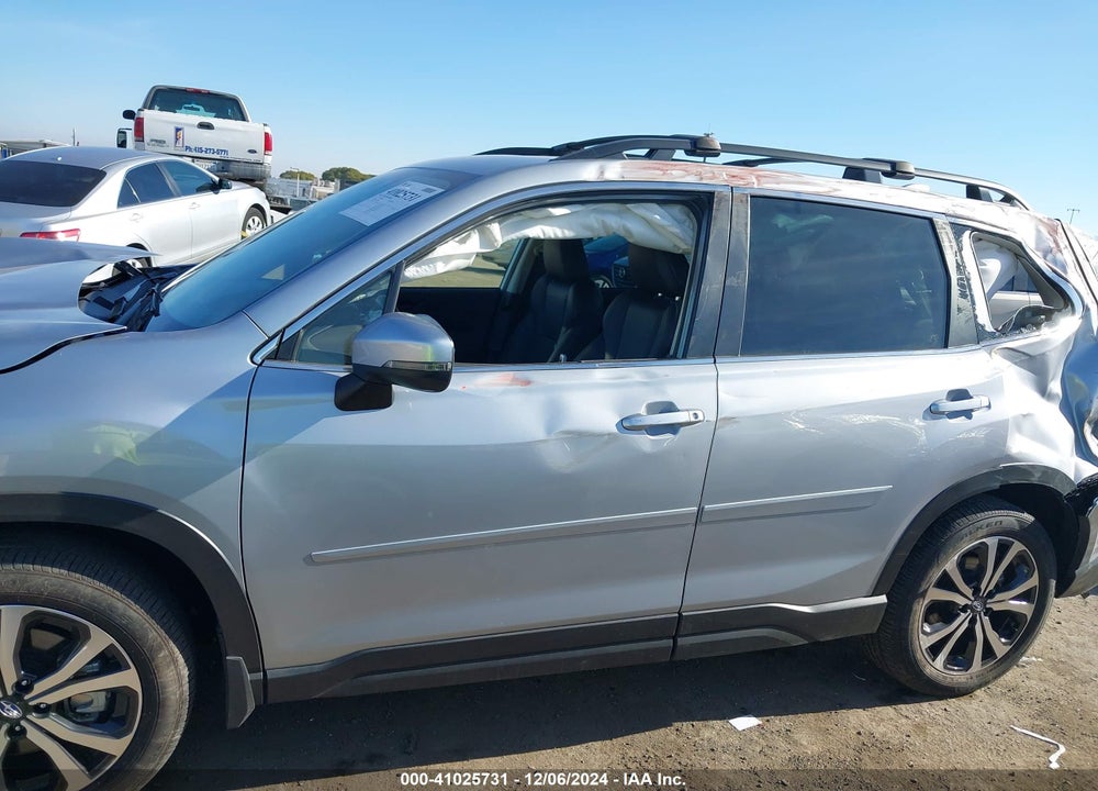 2023 SUBARU FORESTER LIMITED VIN: JF2SKAPC4PH458839