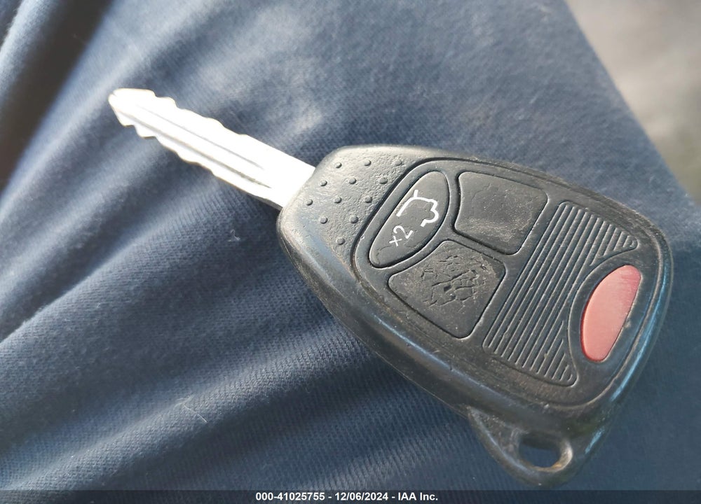 2008 JEEP LIBERTY SPORT VIN: 1J8GN28K38W163339