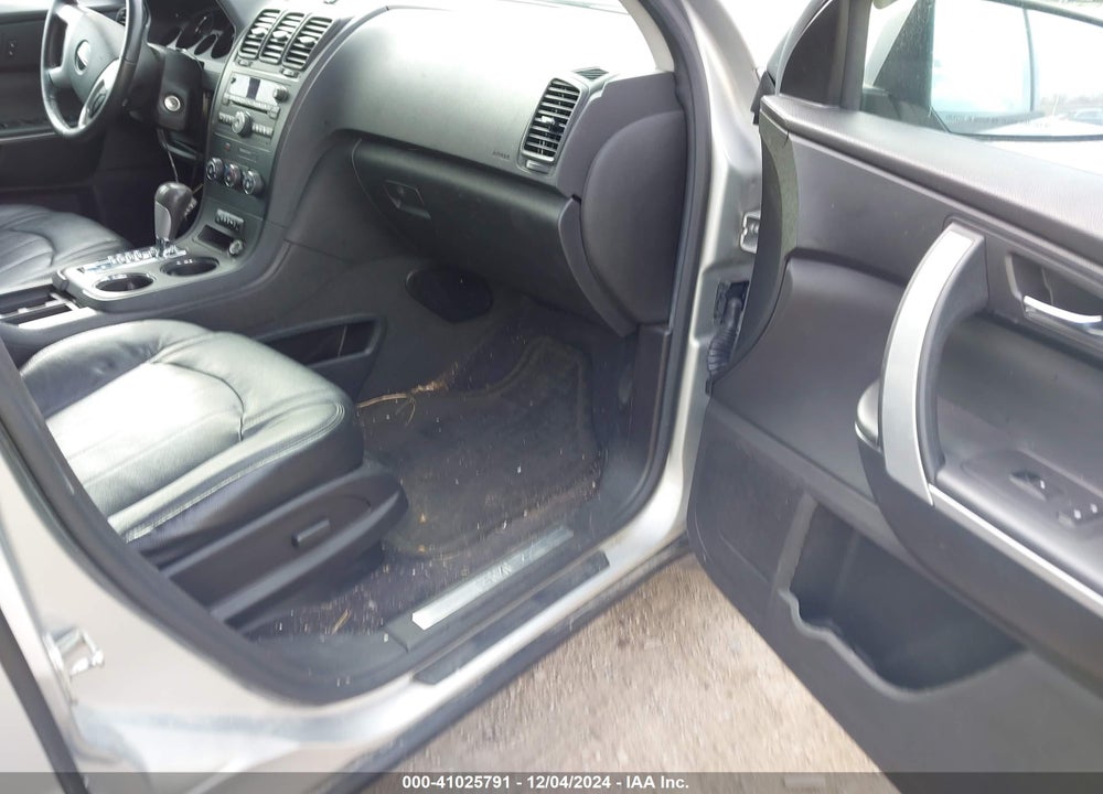 2011 GMC ACADIA SLE VIN: 1GKKRPED1BJ169657