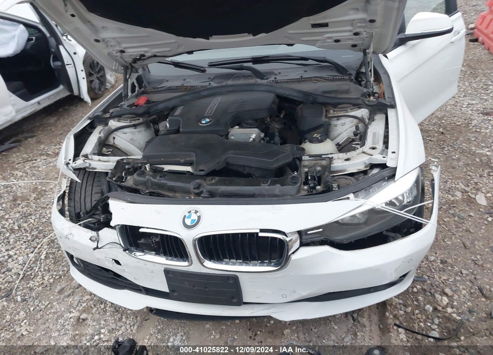 2015 BMW 3 SERIES VIN: WBA3C1C56FK122518