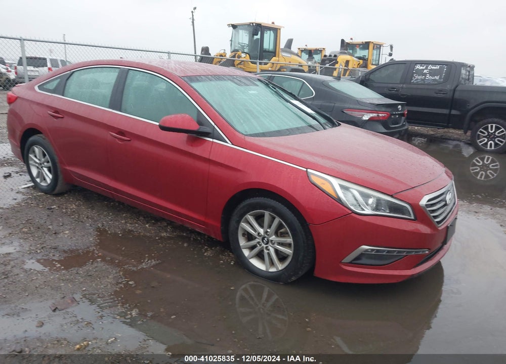 2015 HYUNDAI SONATA SE VIN: 5NPE24AFXFH155614