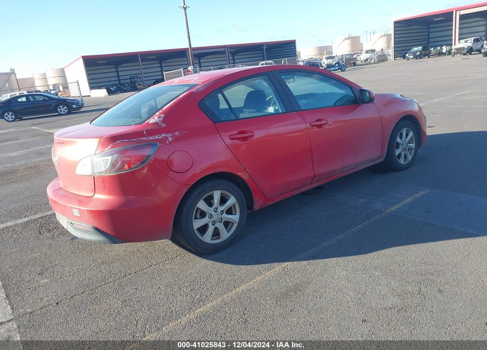 2011 MAZDA 3 I TOURING VIN: JM1BL1VG0B1478332