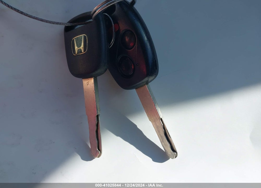 2009 HONDA FIT VIN: JHMGE88249S014276