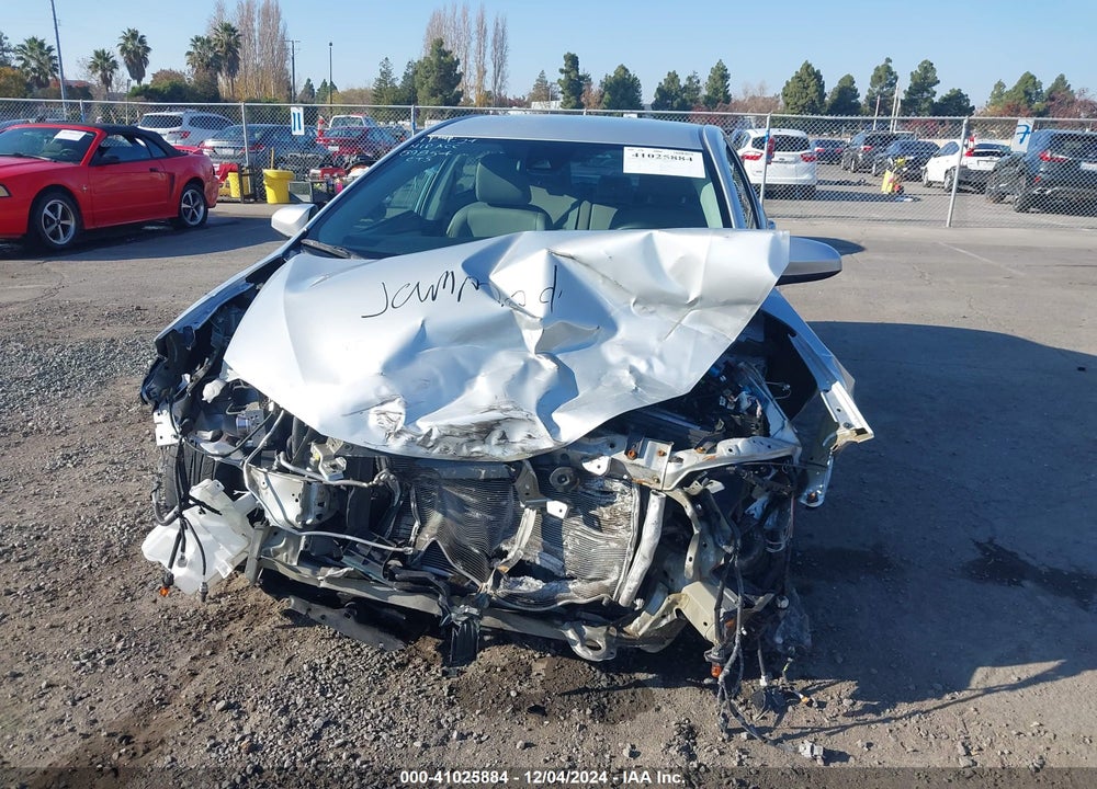 2019 TOYOTA COROLLA LE VIN: 5YFBURHE3KP863336
