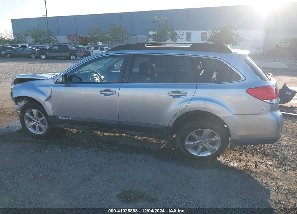 2013 SUBARU OUTBACK 2.5I LIMITED VIN: 4S4BRBKC7D3234945