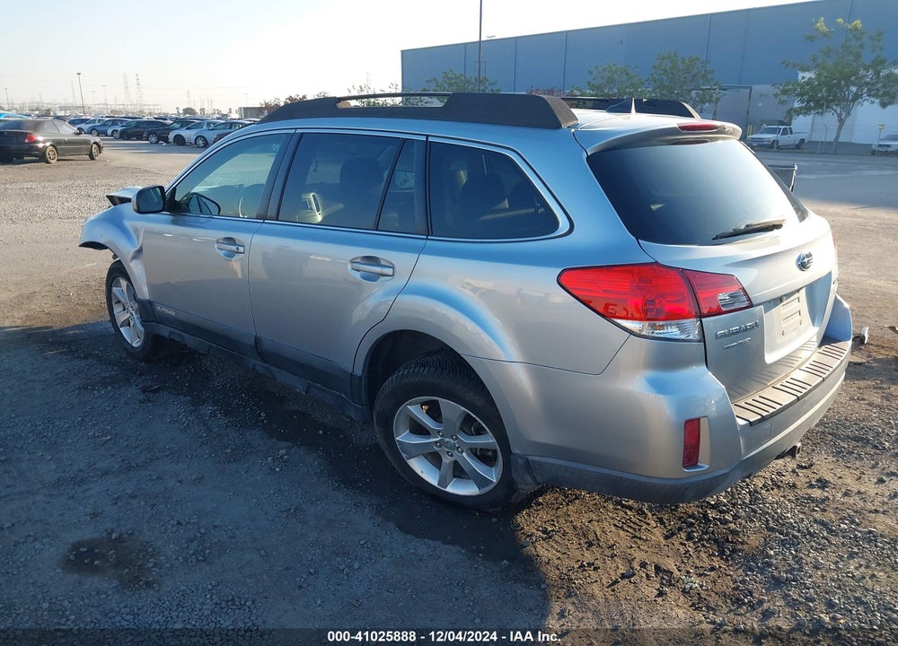 2013 SUBARU OUTBACK 2.5I LIMITED VIN: 4S4BRBKC7D3234945